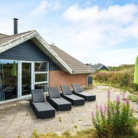 Cosy Holiday In Henne With Swimming Pool * Henne Strand